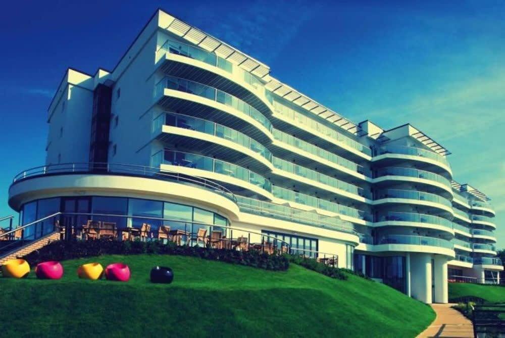 Panoramic Sea Views In Beachfront Apt W Balcony Bognor Regis Exterior foto